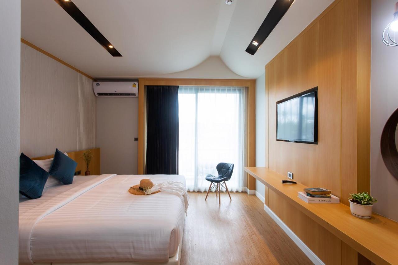 Отель The Canale Samui